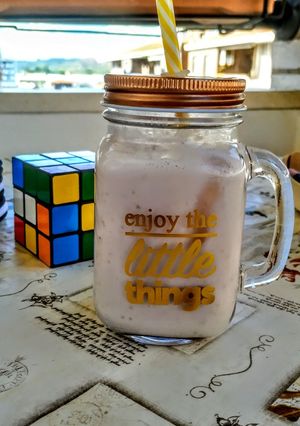 Una foto de Batido de plátano y fresa fit