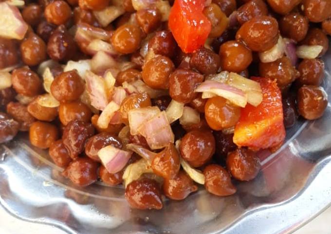 Chole chaat Recipe by Pooja Grover - Cookpad