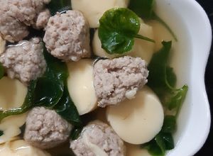 รูปของ "แกงจืดวอเตอร์เครสเต้าหู้หมูสับ" ☘🥣🐷