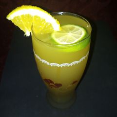 A picture of Homemade lemonade and orangeade #localfoodcontest_Kakamega.
