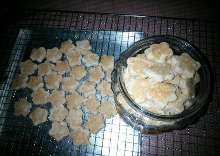 Resep Eggless Mocaf Cookies Wijen Crunchy ~ Simple No Mixer, Bikin Ngiler