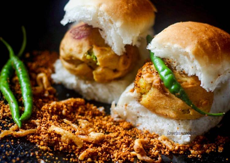 Recipe of Award-winning Mumbai vada pav