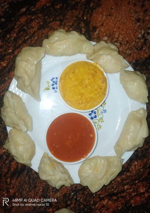 वेज मोमोज(veg momos recipe in hindi) रेसिपी मुख्य फोटो