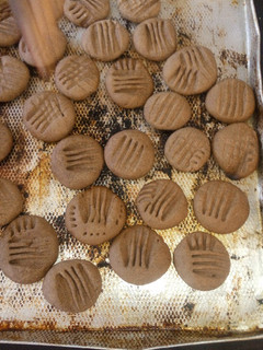 A picture of Butter cookies and chocolate.