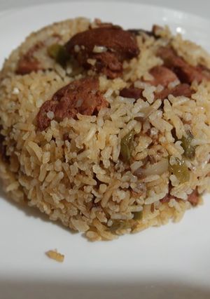 Una foto de Arroz con chorizo vela truquiao