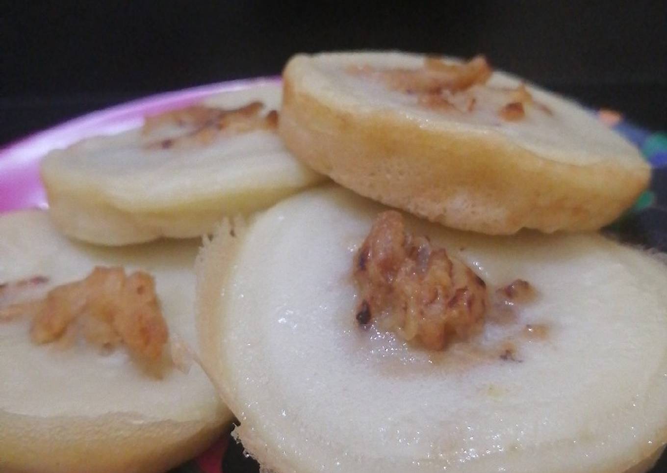 Kue talam panggang isi abon