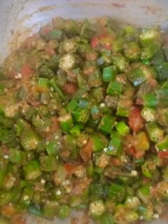 भिंडी की सब्जी (Bhindi ki sabzi recipe in hindi) रेसिपी मुख्य फोटो
