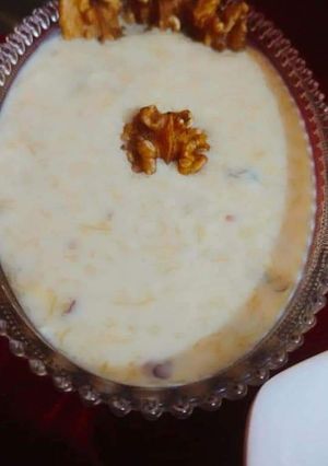 A picture of Sheer khurma.