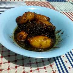 A picture of Bacem Cumi Isi Tahu Telor.