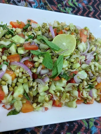 Easy Steps to Prepare Recipes Moong sprout salad healthy and tasty the Delicious Delicious.