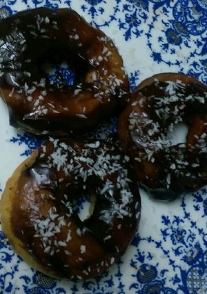 صورة لوصفة دوناتس بصوص الشيكولاته