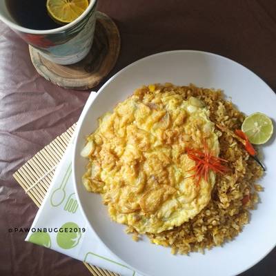 Resep Nasi Goreng Kampung Dan Telur Dadar Ala Mamah Oleh Pawon Bugge Cookpad