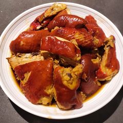 A picture of Soya Sauce Glazed Chicken.