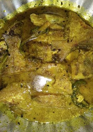 A picture of Fish curry.
