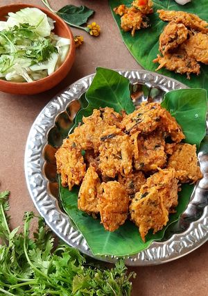 ডাল সব্জির পাকোড়া রেসিপির প্রধান ছবি