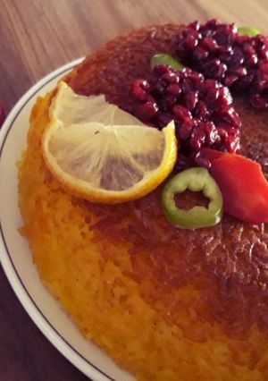 عکسی از دستور ته چین مرغ مجلسی
