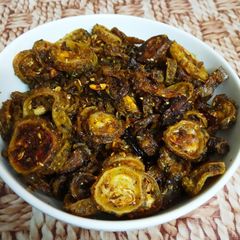 A picture of Piyaji Crispy Karela.