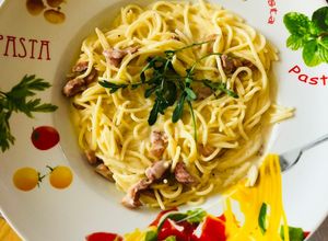 O poză a rețetei Spaghete carbonara cu smântână lichidă!.