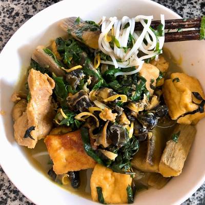 Cách Làm Món Bún Ốc Chuối Đậu Sườn của Emily Luu - CookpadChia sẻIn-image