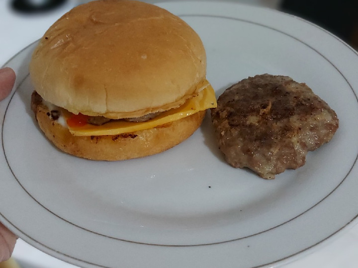 Resep Beef Patty Burger Special, Bisa Manjain Lidah