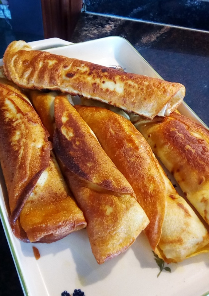 Una foto de Frisuelos rellenos de carne fritos