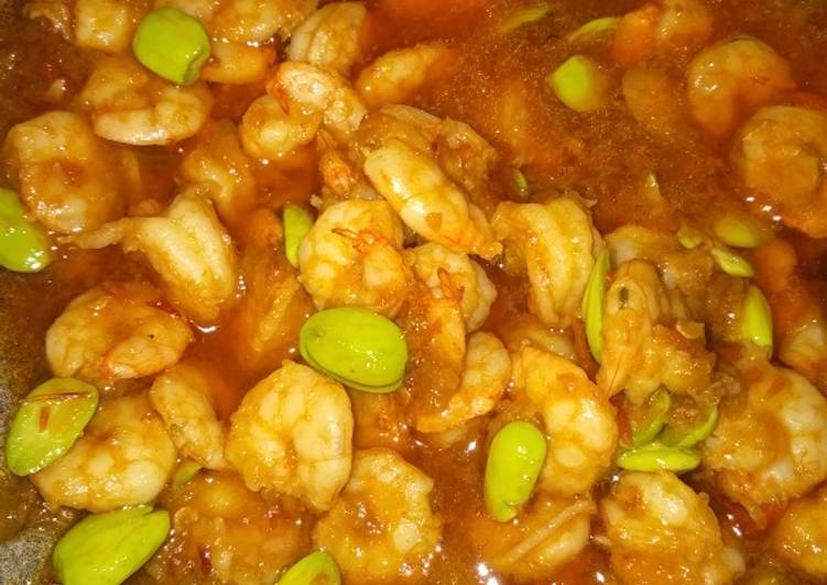 Langkah Mudah untuk Menyiapkan Sambal udang petai sederhana, Lezat
