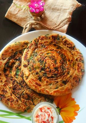 A picture of Aloo methi Paratha.