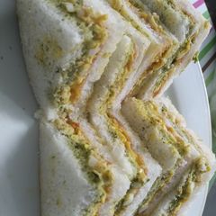 A picture of 🌈 Rainbow sandwiches.