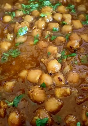 A picture of Chhole Masala.