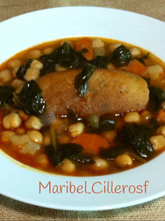 Una foto de Garbanzos con espinacas y relleno