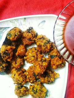 মুচমুচে মুসুর ডালের পাকোড়া(muchmuche musur daler pakora recipe) রেসিপির প্রধান ছবি