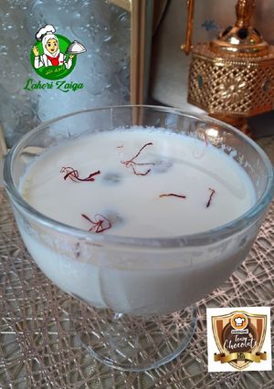 A picture of Elaichi saffron milk.