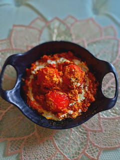 स्टफ्ड टोमैटो (stuffed tomato recipe in HIndi) रेसिपी मुख्य फोटो