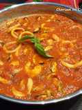 Poêlée de fruits de mer à la pulpe de tomates et à l'ail