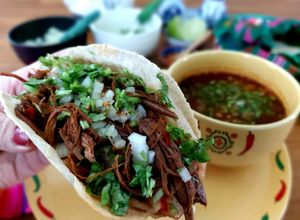 Una foto de Birria de res