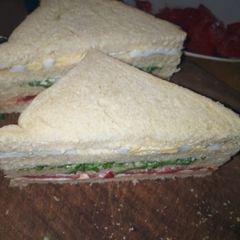 A picture of Vegetable and Egg Sandwich #teamabuja.