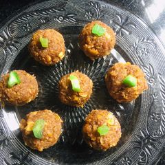Nutrious Fruit ladoo (kids special) A picture of Nutrious Fruit ladoo (kids special).