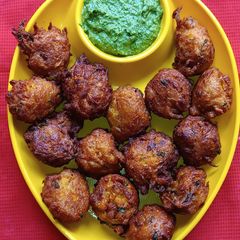 A picture of Raw Papaya Fritters.