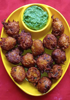 A picture of Raw Papaya Fritters.