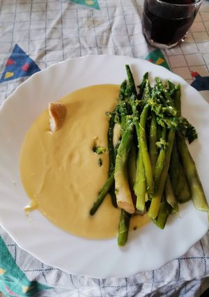 Foto di Fonduta con asparagi