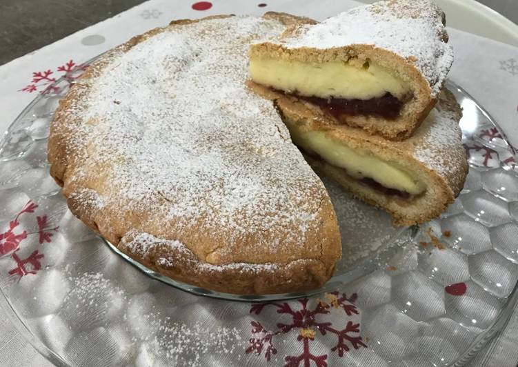 Crostata morbida con crema pasticcera e marmellata di more 😍