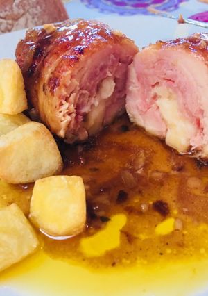 Una foto de Muslo de pollo relleno