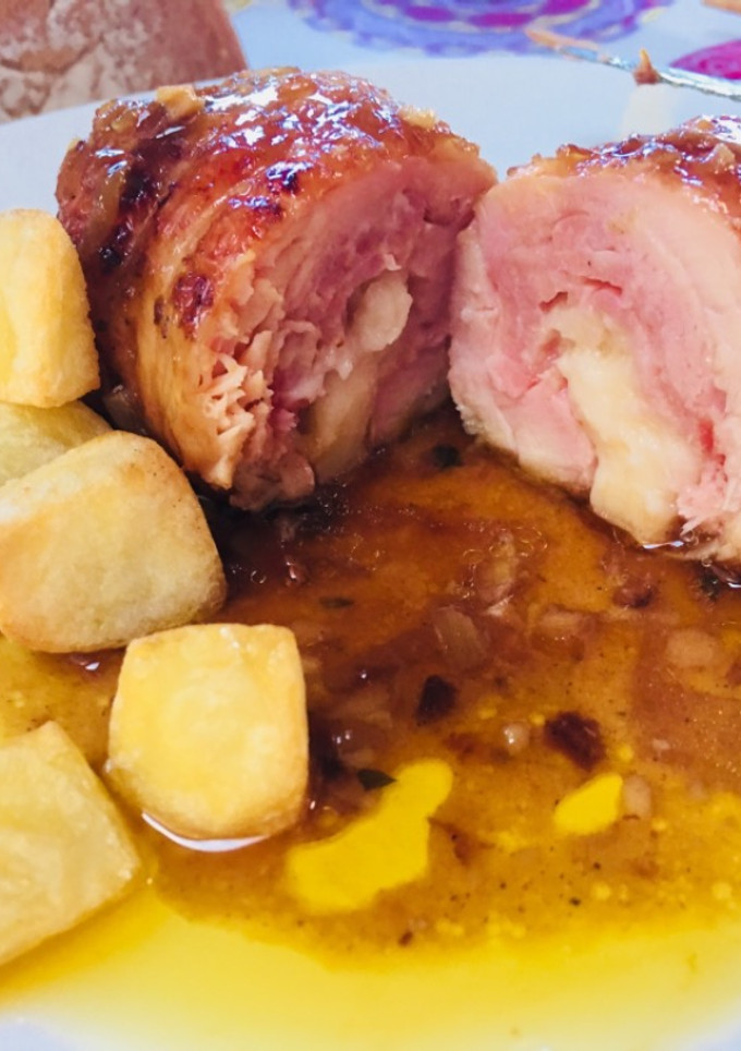 Una foto de Muslo de pollo relleno