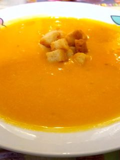 Una foto de Sopa de calabaza y garbanzos
