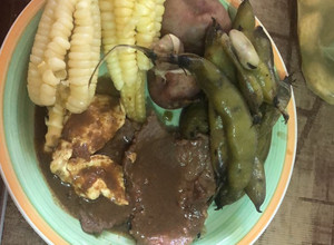 Una foto de Plato Paceño