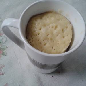 Biscocho de vainilla al microondas en taza