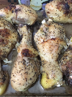 A picture of Easy breezy chicken legs.