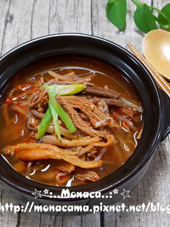 韓式牛肉湯육개장 的食譜成品照片