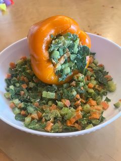 A picture of Hummus Veggie Salad 🥗.