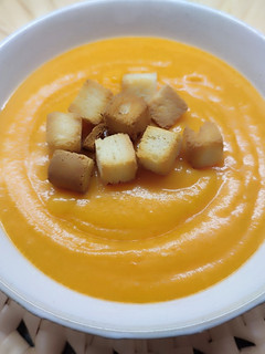 Una foto de Puré de boniato, calabaza y patata